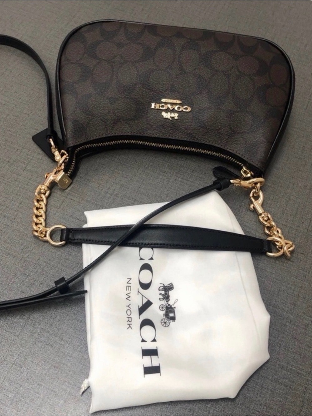 Coach Dark Brown Signature Canvas Shoulder Bag with Gold Hardware - Picture 4 of 8